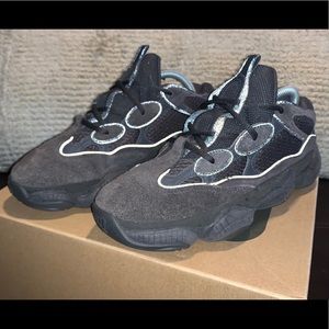 YEEZY 500 UTILITY BLACK